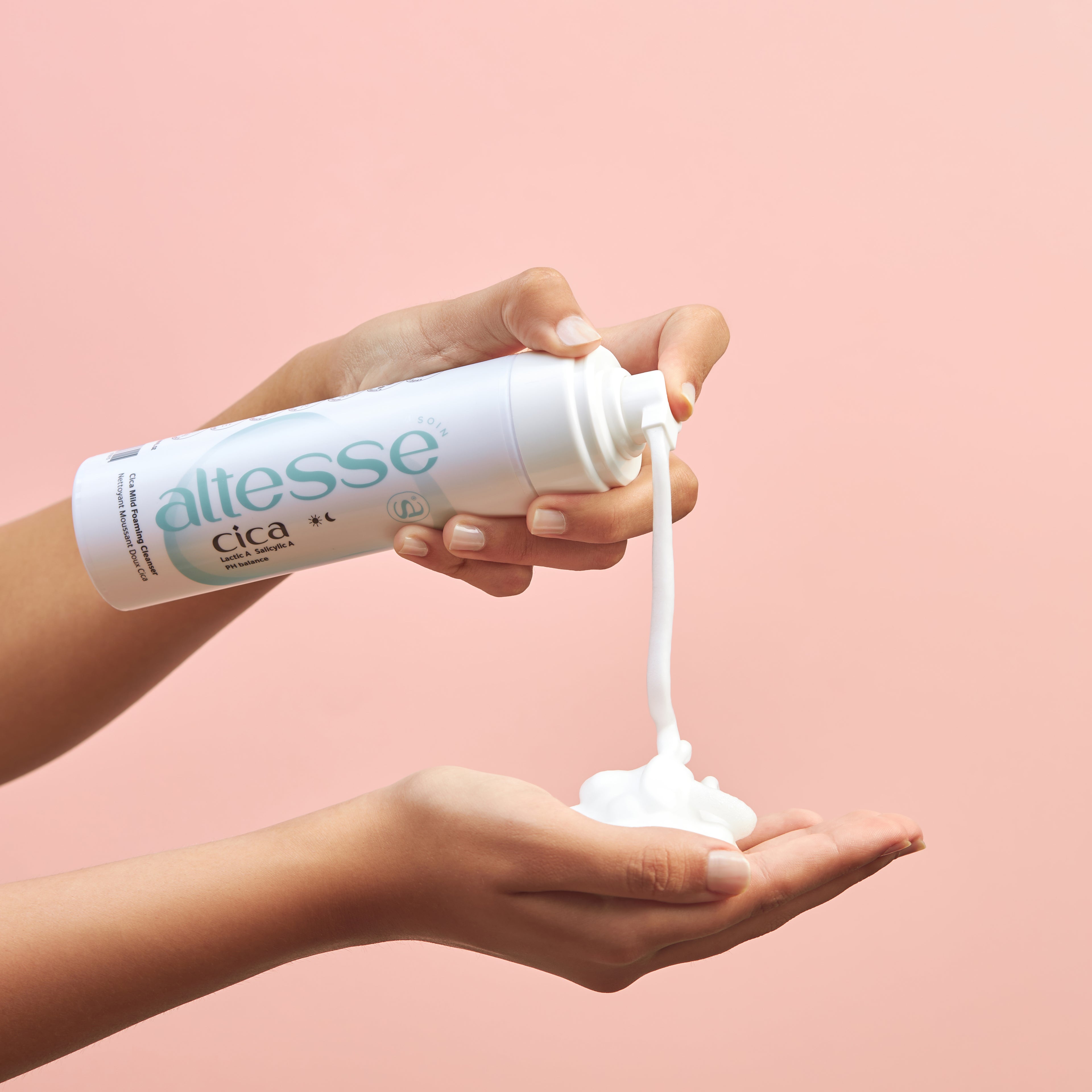 Cica Mild Foaming Cleanser